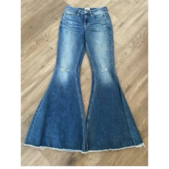 BOOT BARN Shyanne Hi Rise Ripped Flare Jeans - Picture 6 of 10